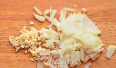 ريزوتو لذيذ مع الذرة والبازلاء: وصفة الطبخ خطوة بخطوة